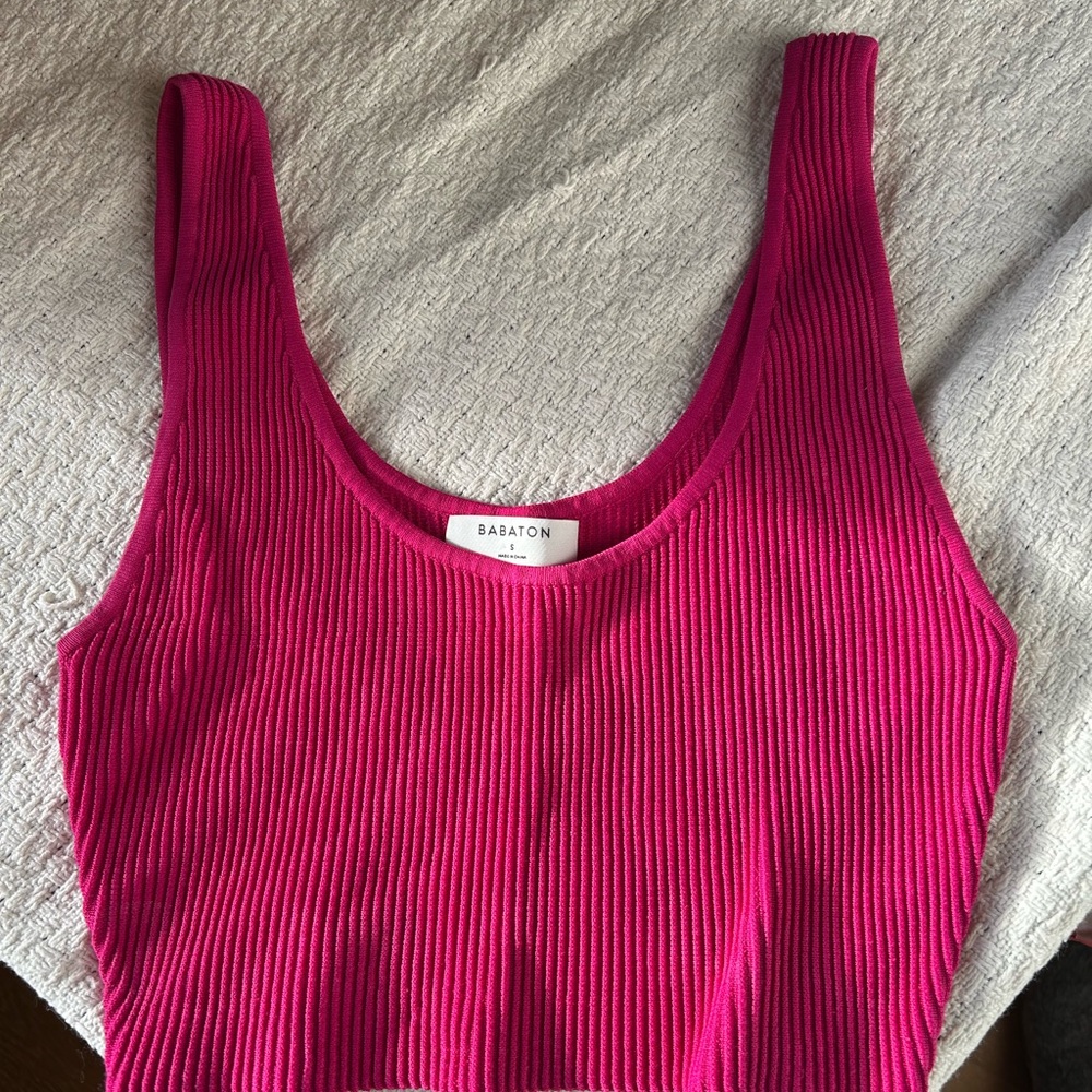 Babaton Hot Pink/Fuschia Ribbed Crop Top EUC